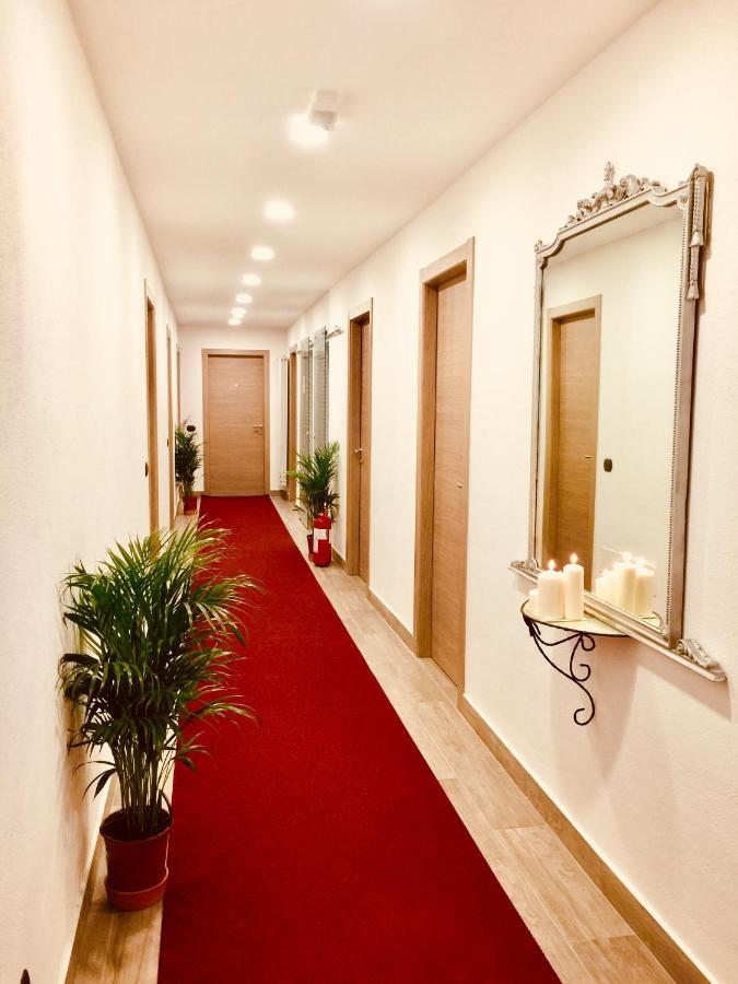 Rho Gloria 2 Hotel Quarto foto